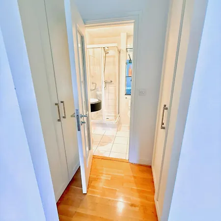 The Blue Haven - Calm And Cozy קורק