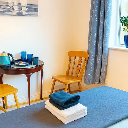 בית אירוח The Blue Haven - Calm And Cozy *